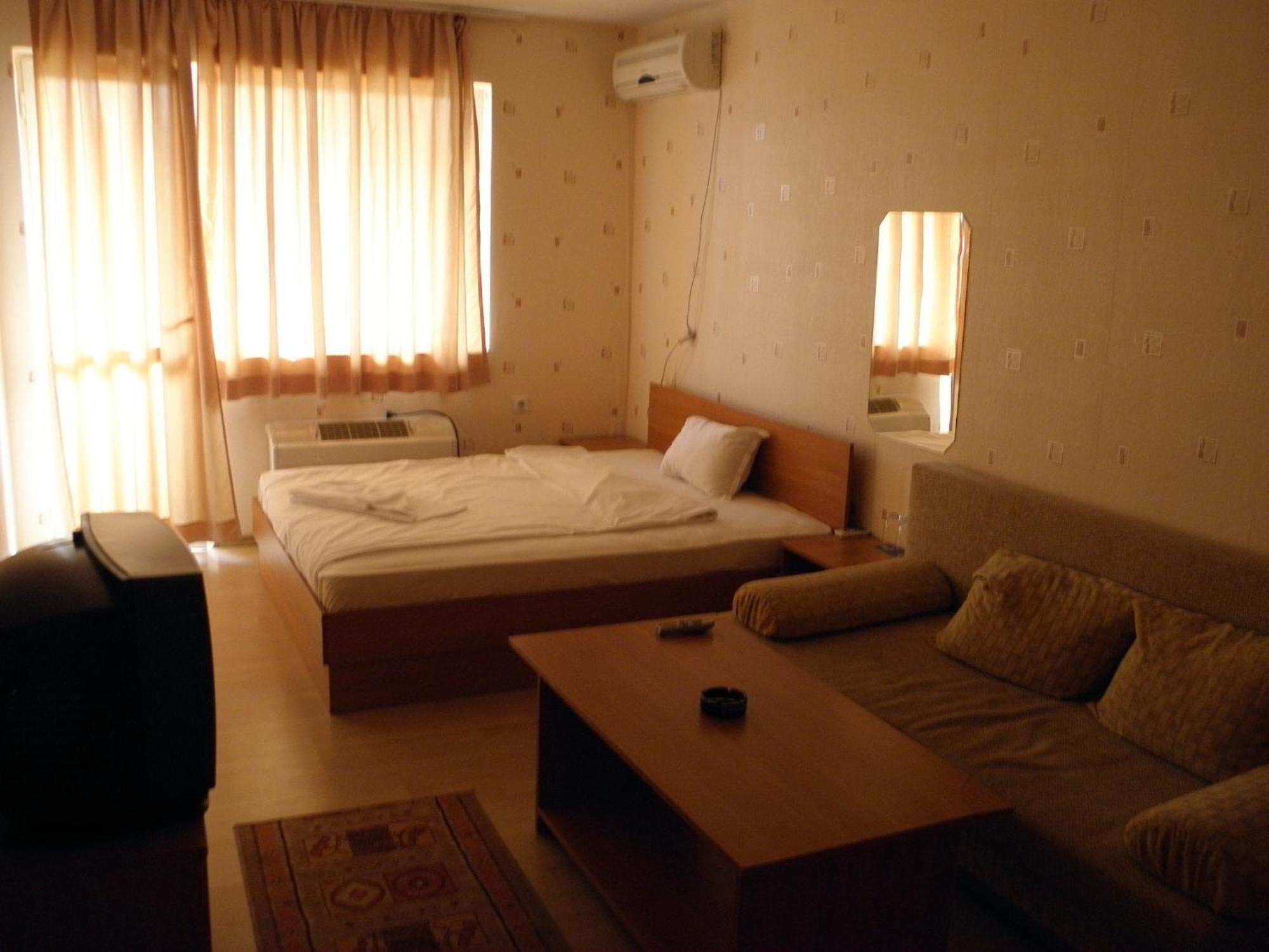 Hotel Pilevski Blagoevgrad Exterior photo
